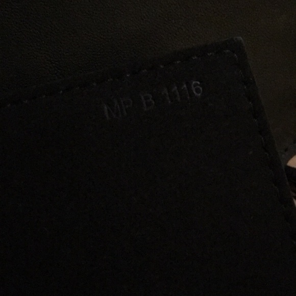 Givenchy croc embossed crossbody - Picture 5 of 5